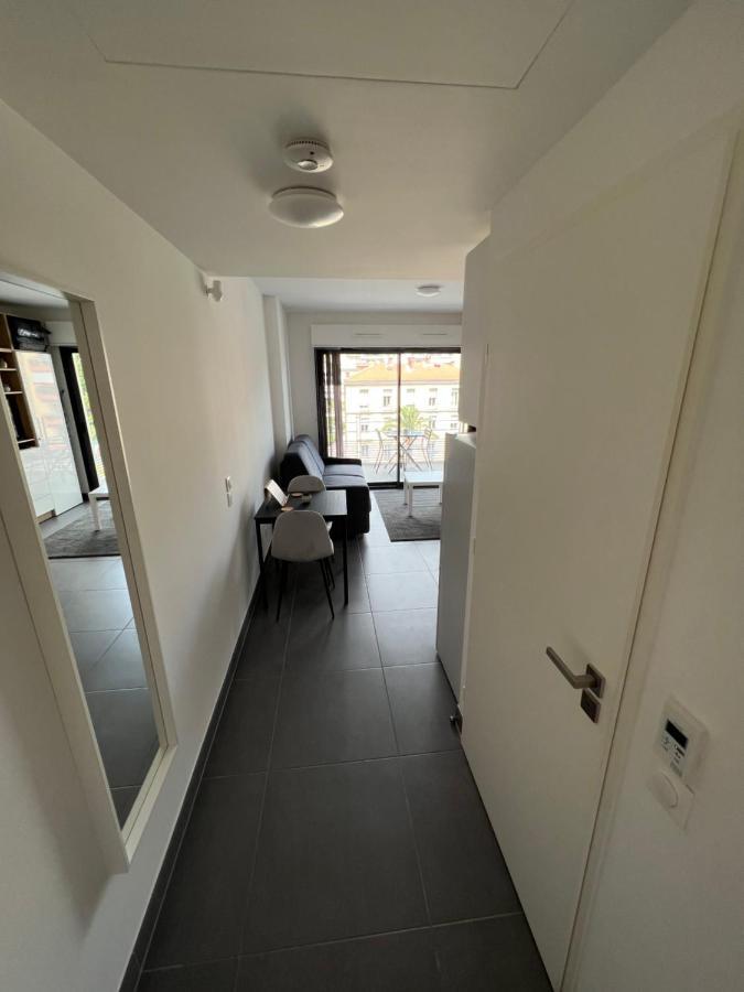 Appartement Tout Equipe Centre Ville Ментона Экстерьер фото